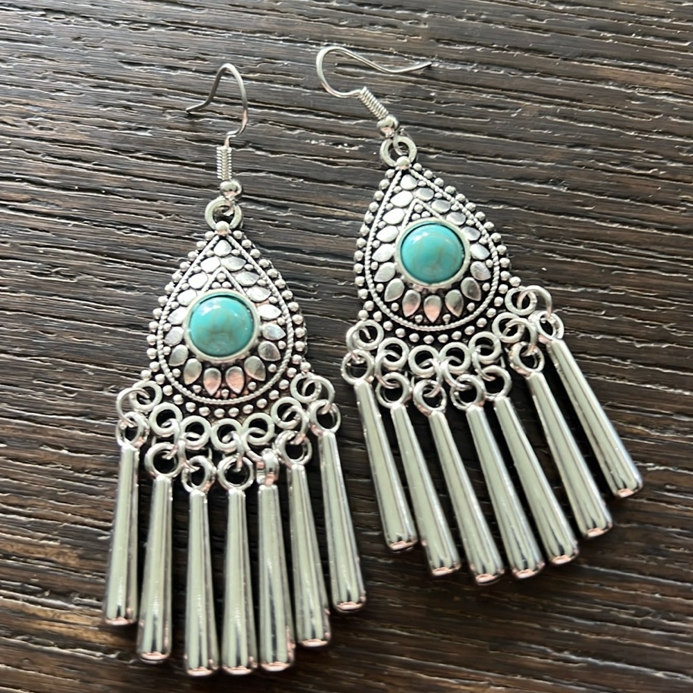 Antique silver tone and faux turquoise earrings-NWT